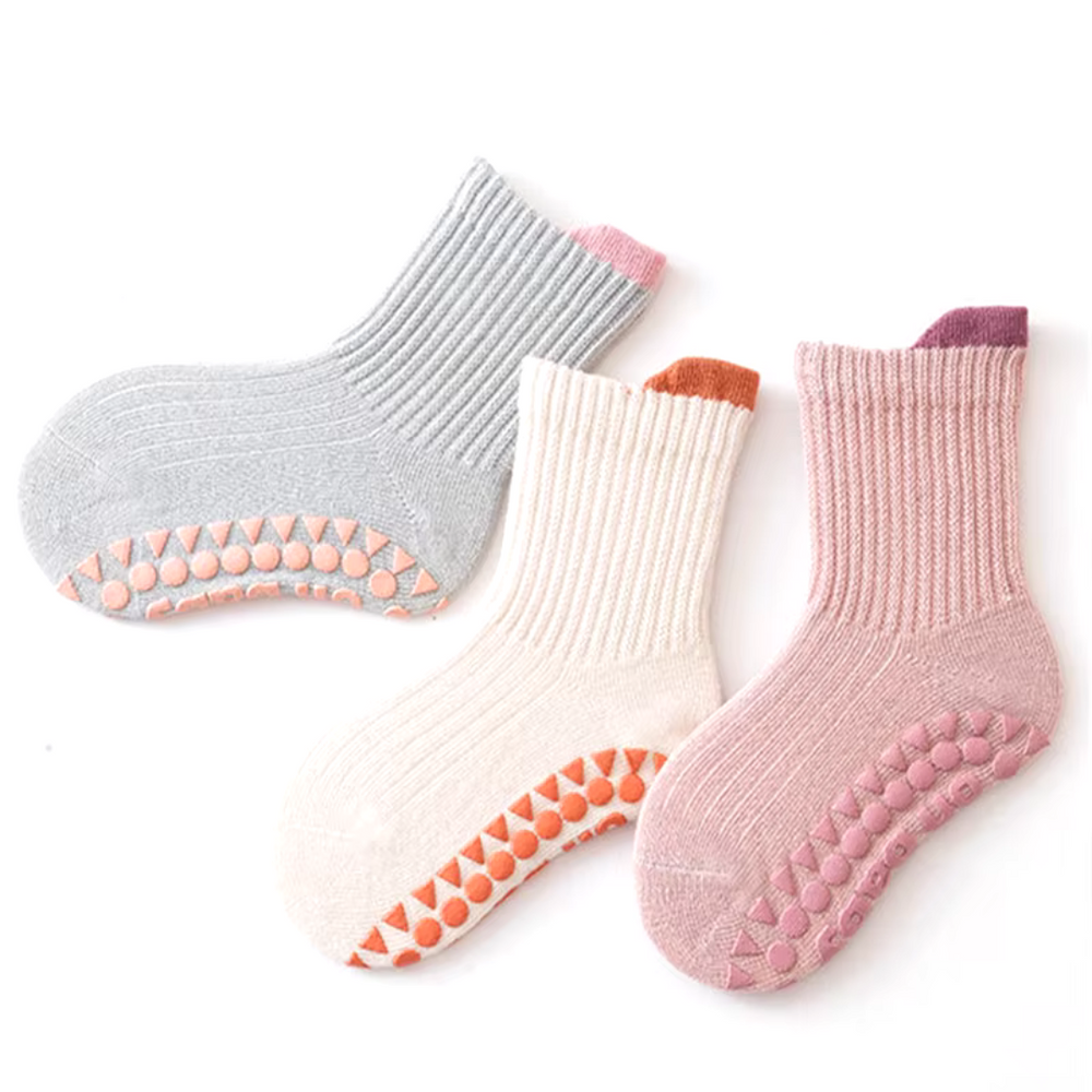 SafetySocks Skarpetki Antypoślizgowe dla Maluchów – Wygodne i Bezpieczne (0-4 Lata)