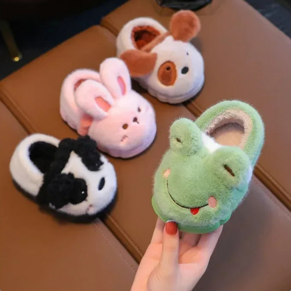 CozyCritters Kapcie Dziecięce – Ciepłe, Urocze i Bezpieczne dla Chłopców i Dziewczynek