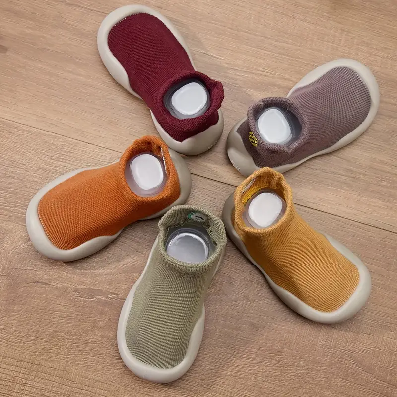 Buciki barefoot dla niemowląt – Elastyczne buty na pierwsze kroki (6–36 mies.)