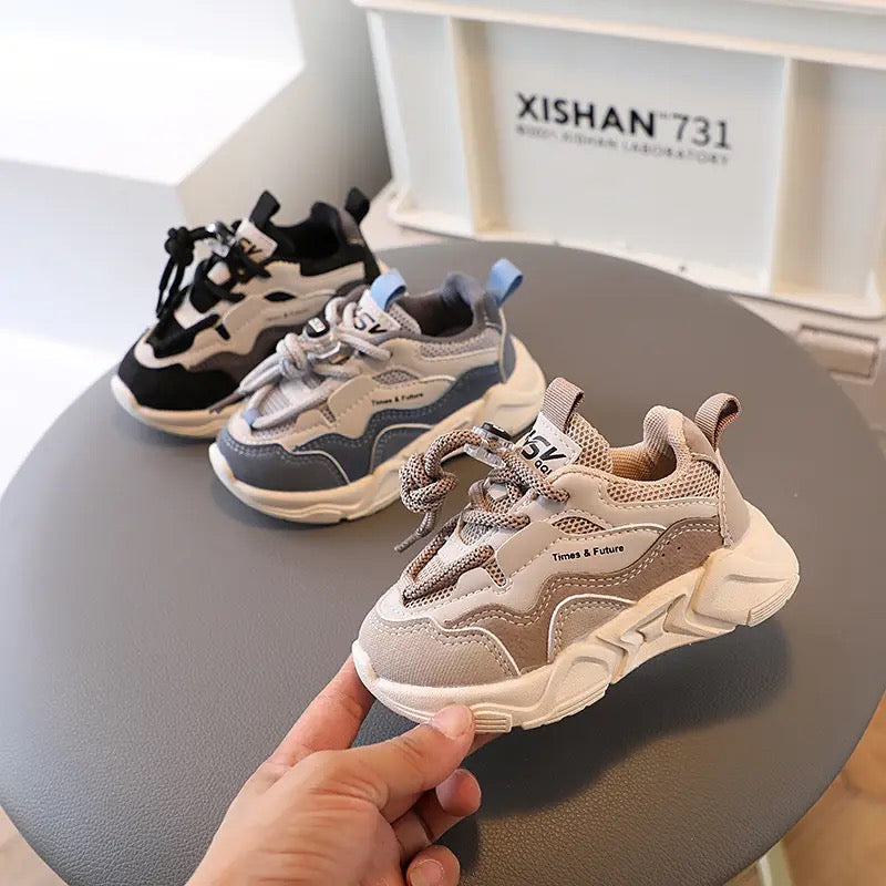 Sneakersy dziecięce dla maluchów – lekkie i oddychające (rozmiar 21–28)