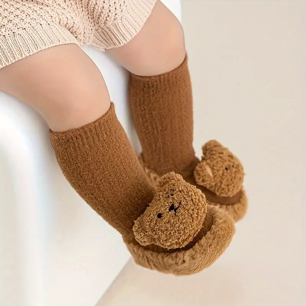 Beary Socks Skarpetki Dziecięce – Ciepłe Pluszowe Skarpetki z Misiem i Antypoślizgową Podeszwą