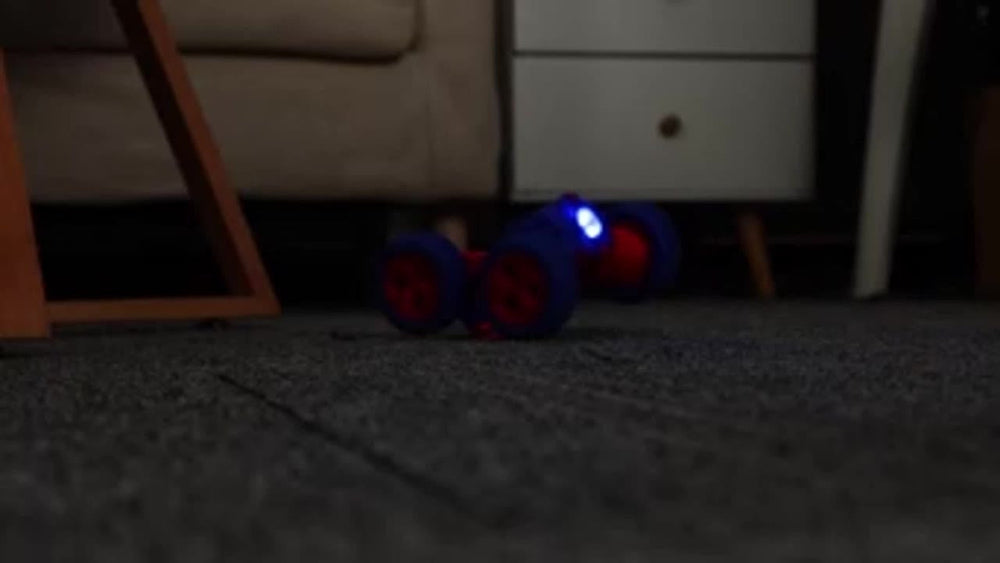 Samochód Kaskaderski RC 360° z LED – Przewroty, Obroty i Ładowanie dla Niekończącej się Zabawy