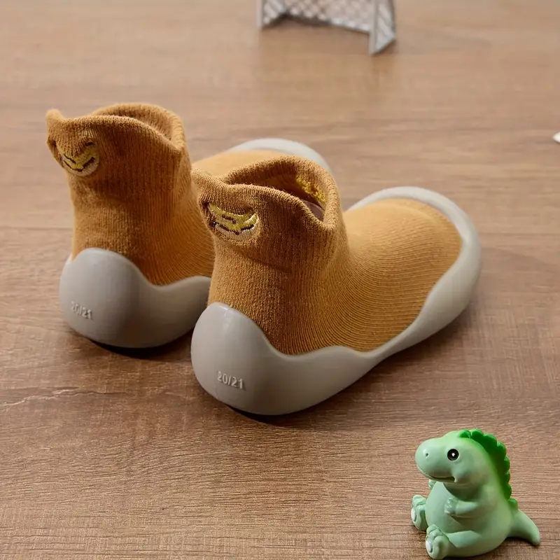 Buciki barefoot dla niemowląt – Elastyczne buty na pierwsze kroki (6–36 mies.)