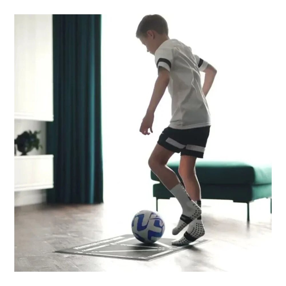 Mata Treningowa do Piłki Nożnej dla Dzieci – Trenuj Kontrolę Piłki i Footwork w Domu