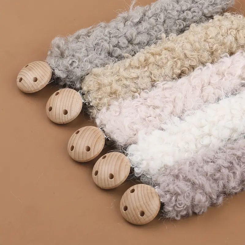 Cozy Teddy Łańcuszek do Smoczka – Bezpieczny, Pluszowy Uchwyt na Smoczek z Drewnianym Klipsem dla Maluchów