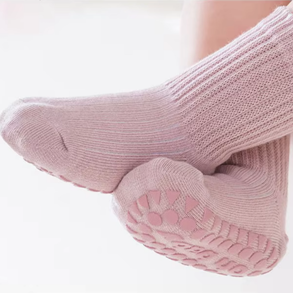 SafetySocks Skarpetki Antypoślizgowe dla Maluchów – Wygodne i Bezpieczne (0-4 Lata)