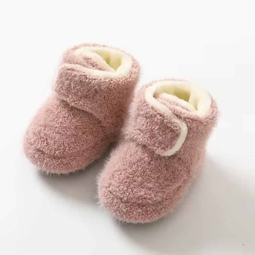 Ciepłe Kapcie Niemowlęce Fleece | CozySteps Skarpetki-Kapcie dla Niemowląt | Komfort i Bezpieczeństwo
