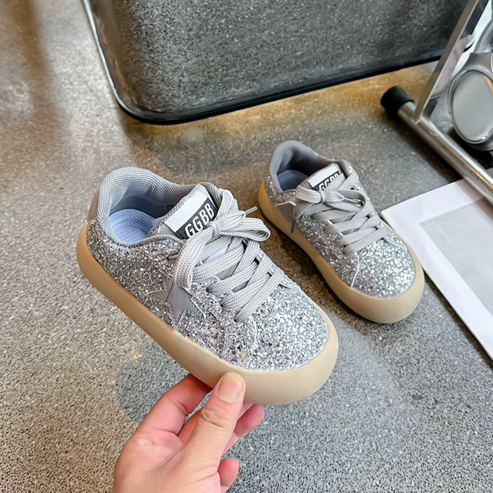 Błyszczące sneakersy dla dziewczynki | Buty dziecięce z brokatem