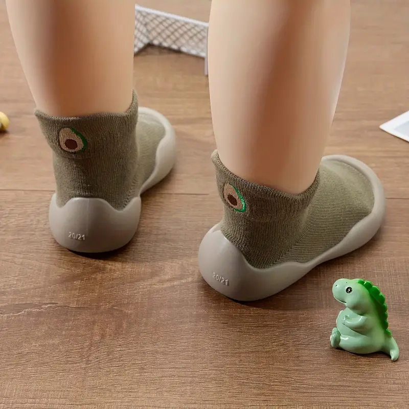 Buciki barefoot dla niemowląt – Elastyczne buty na pierwsze kroki (6–36 mies.)