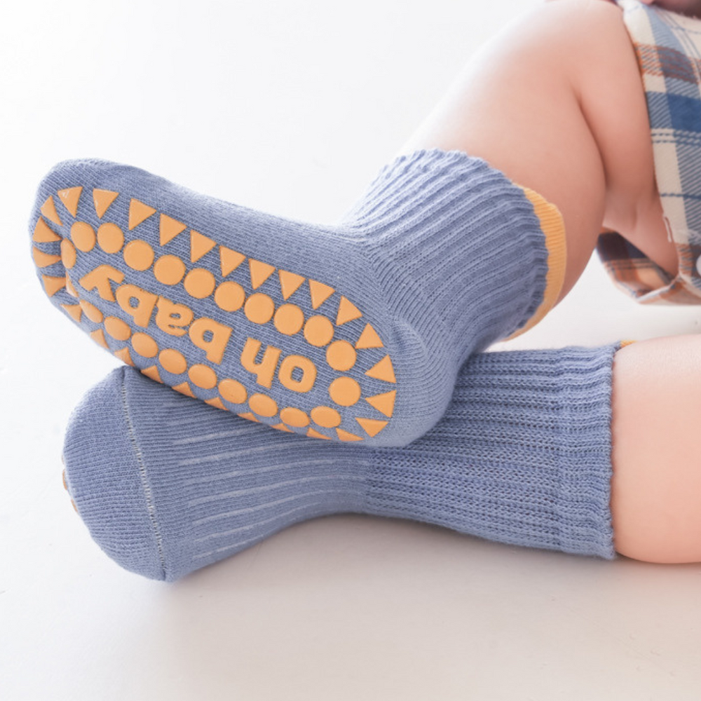 SafetySocks Skarpetki Antypoślizgowe dla Maluchów – Wygodne i Bezpieczne (0-4 Lata)
