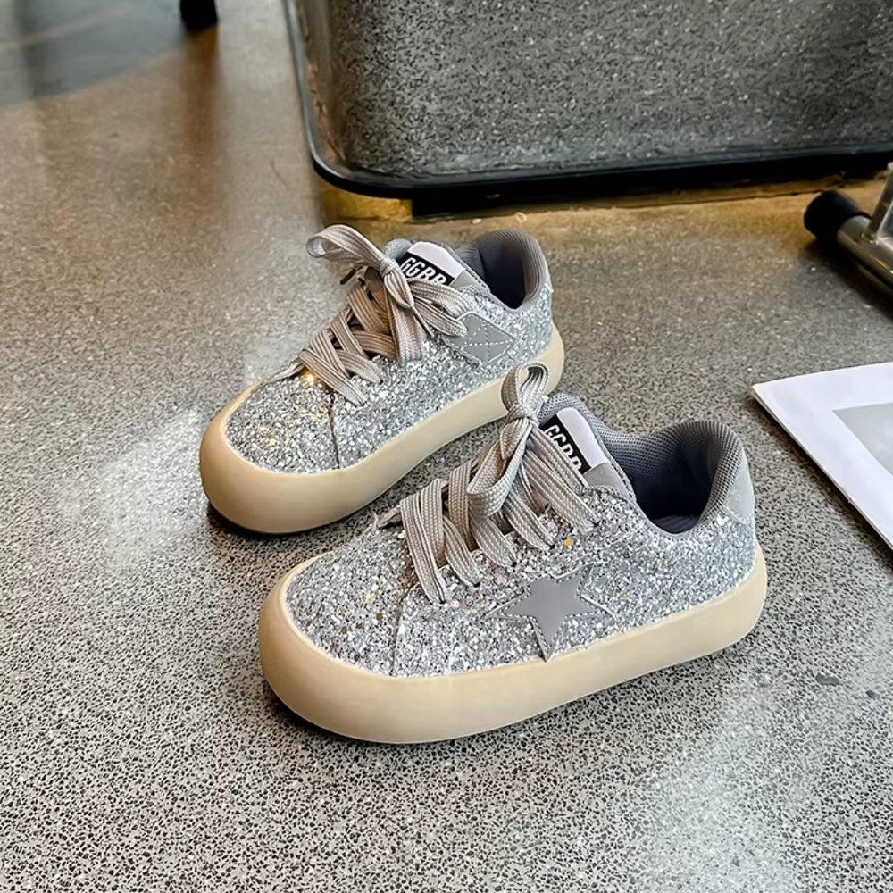 Błyszczące sneakersy dla dziewczynki | Buty dziecięce z brokatem