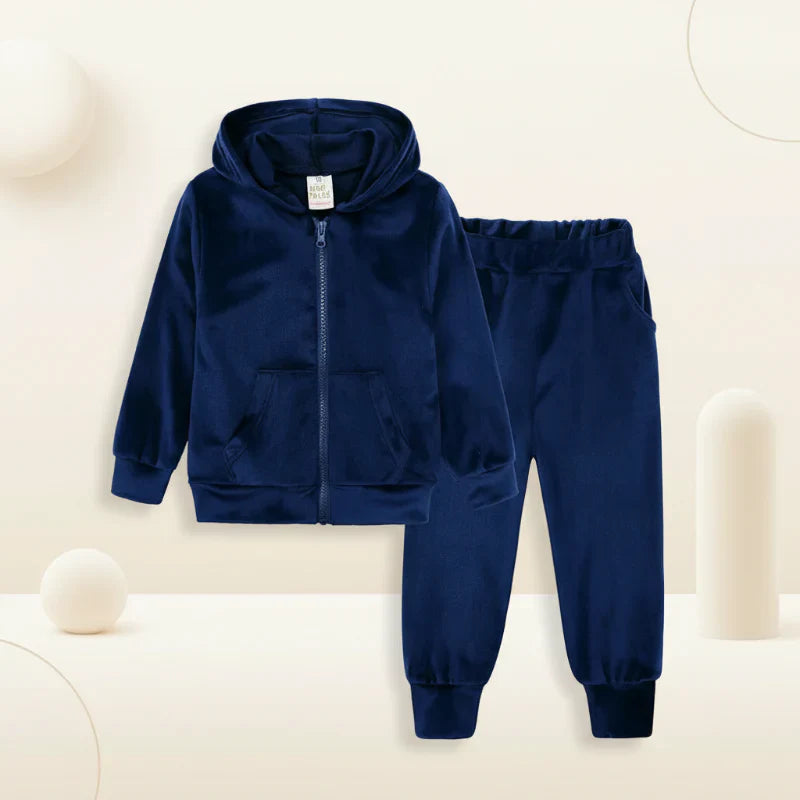 CozyTrail Welurowy Dres dla Dzieci – Ciepły i Wygodny Komplet Treningowy