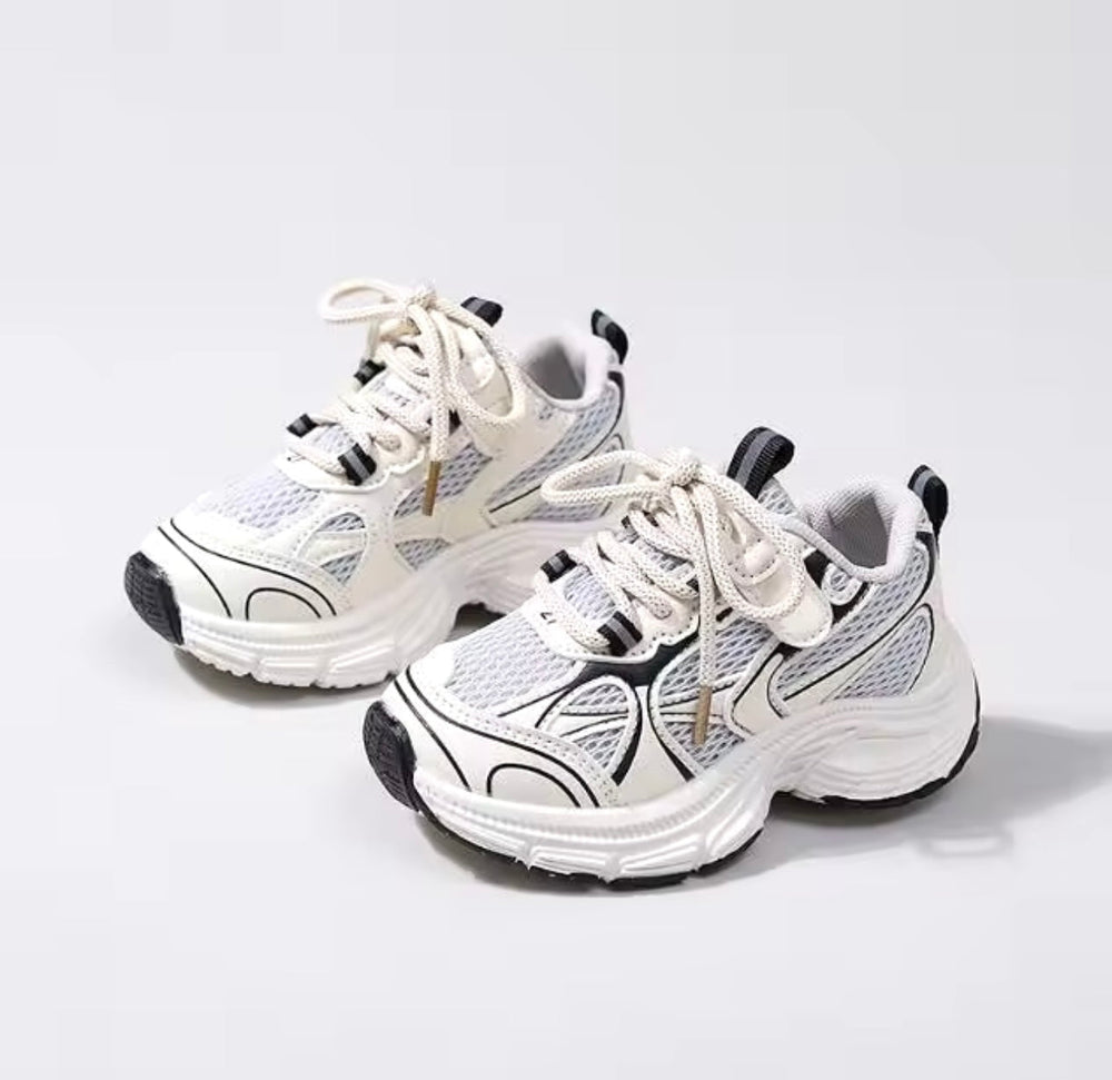 Dziecięce sneakersy na rzepy – lekkie i przewiewne (26-33)