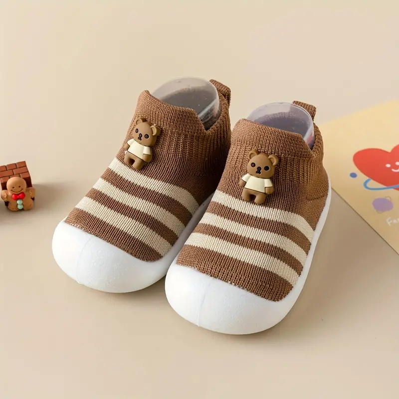 Bearfoot Sneakers dla Maluchów – Elastyczne, Lekkie i Urocze z Misiem