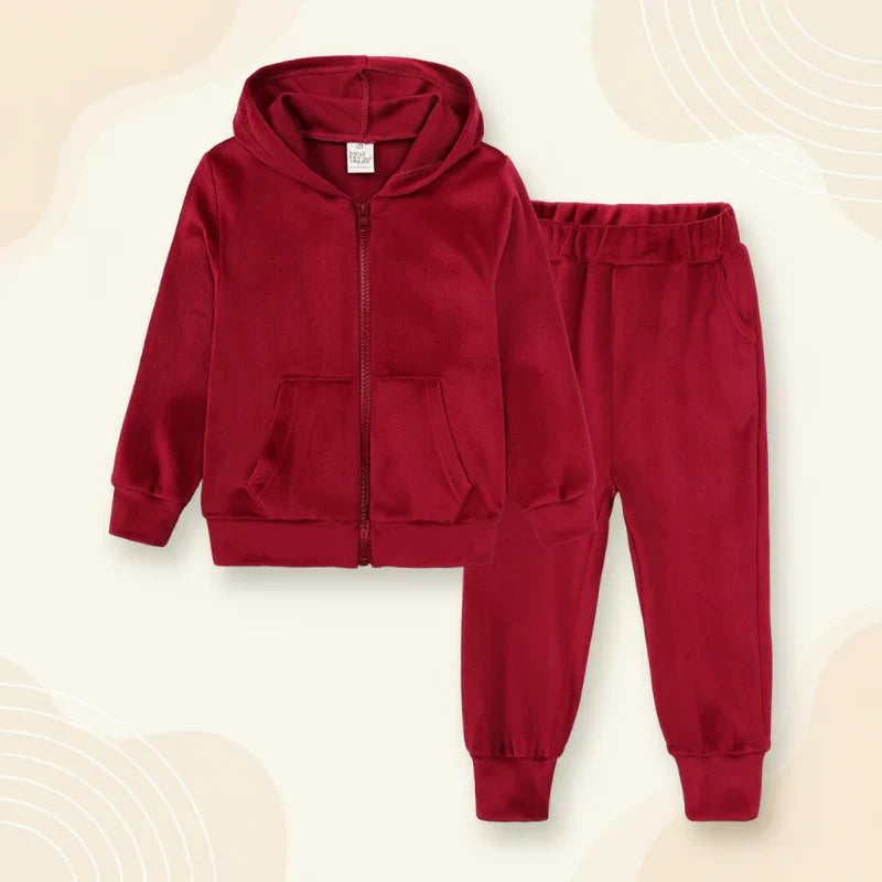 CozyTrail Welurowy Dres dla Dzieci – Ciepły i Wygodny Komplet Treningowy