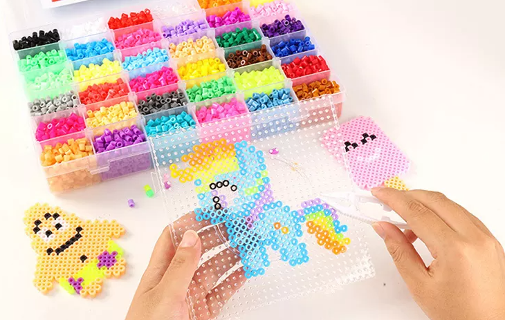 SparkBead Creatives – Kompletny Zestaw Koralików dla Dzieci | Kreatywna Zabawa i Rozwój Motoryki