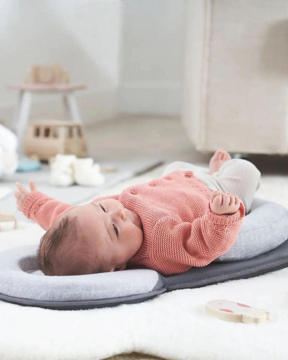Ergonomiczne Kokonko dla Niemowlaka – Miękkie i Przewiewne Gniazdko (0–12 Miesięcy)