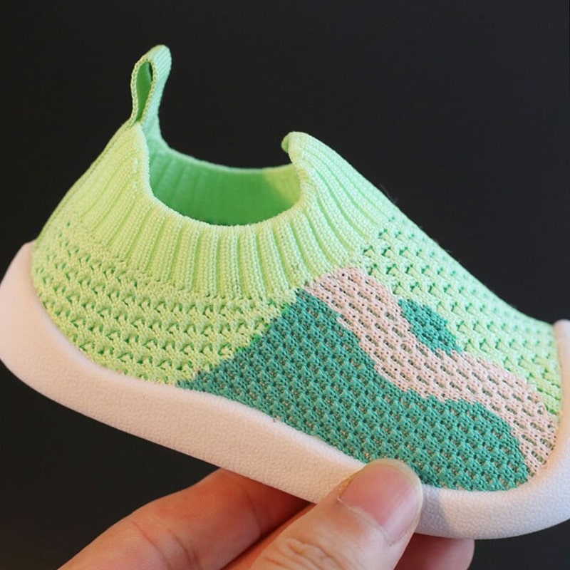 NatureStride Dziecięce Buty Barefoot – Naturalny Rozwój i Komfort dla Twojego Dziecka