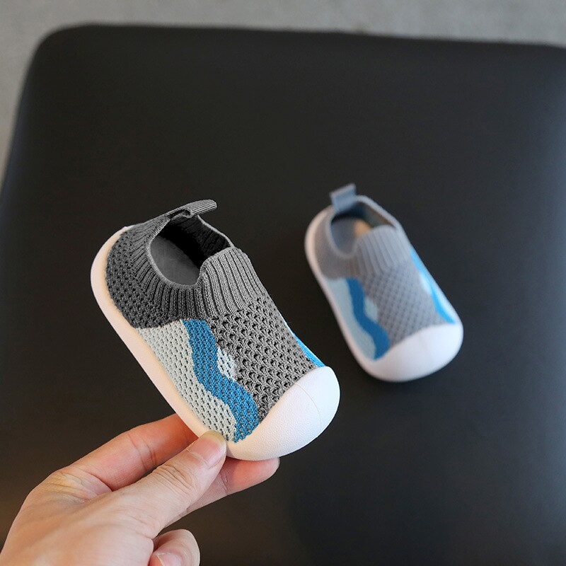 NatureStride Dziecięce Buty Barefoot – Naturalny Rozwój i Komfort dla Twojego Dziecka