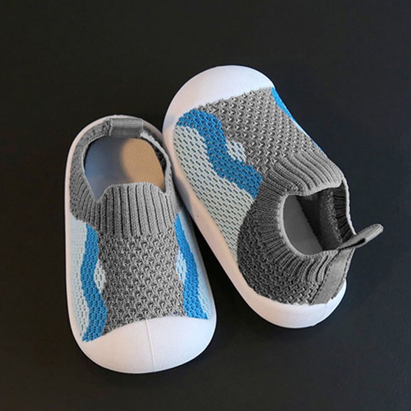 NatureStride Dziecięce Buty Barefoot – Naturalny Rozwój i Komfort dla Twojego Dziecka
