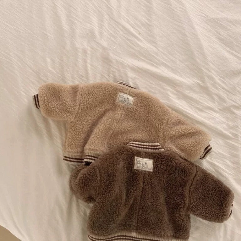Kurtka Teddy Bomber dla Dzieci | Miękka Ciepła Zimowa Kurtka Unisex | 9 Miesięcy – 3 Lata | Wygląd Fleece ze Sportowymi Ściągaczami