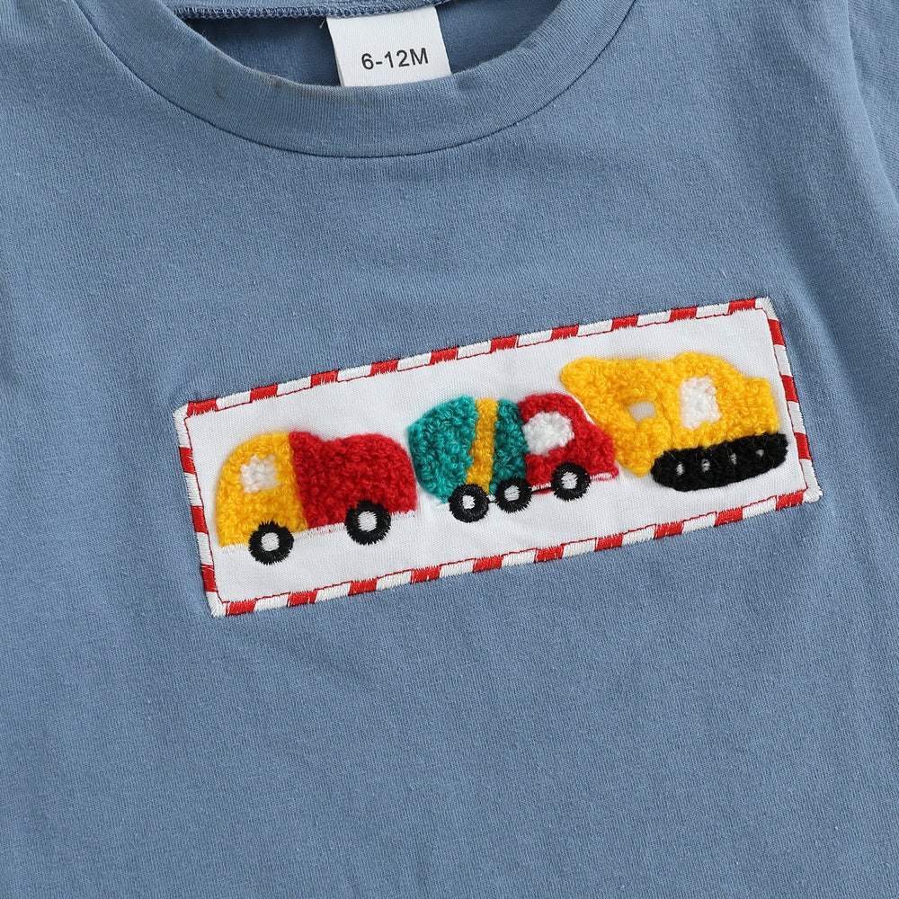 Letni Komplet Checkered Truck dla Chłopców | T-shirt z Samochodami i Kratką w Short | 6m–4L | Bawełna i Poliester | Niebieski i Czerwony