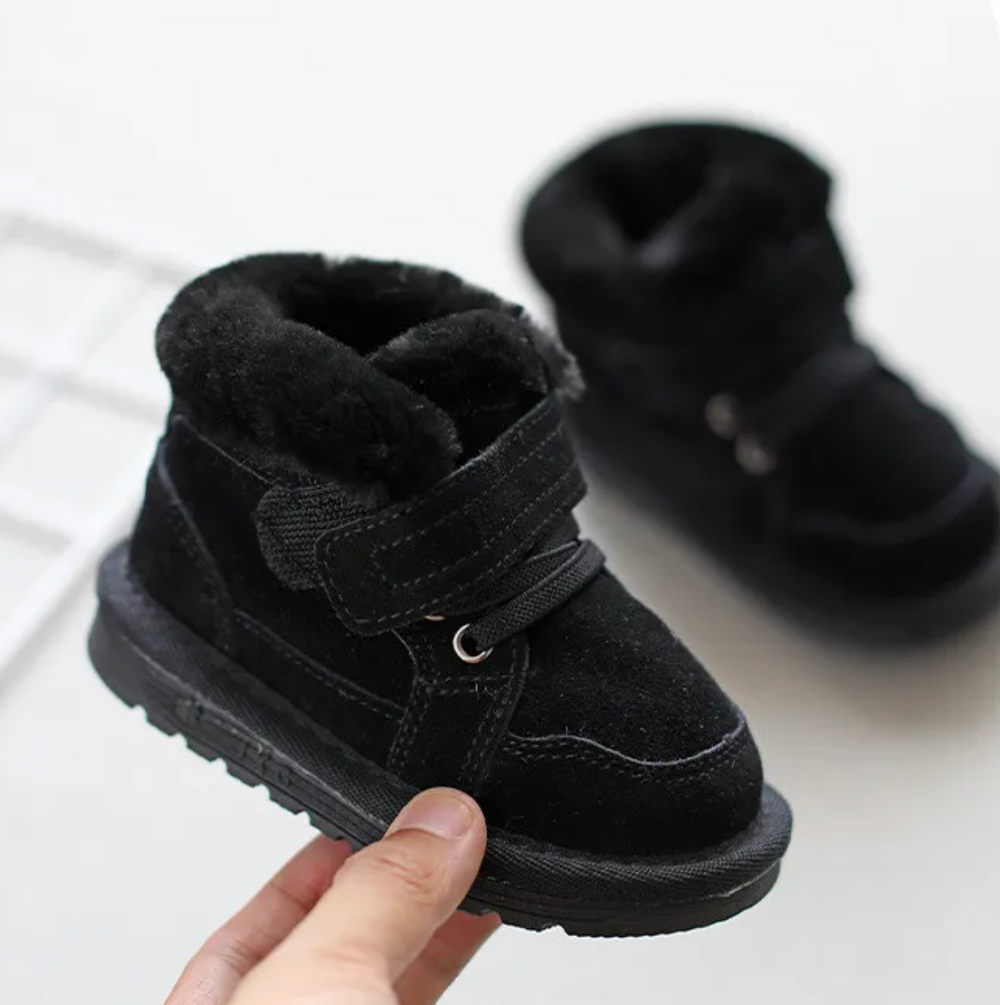 SnowBoots dla Maluchów – Ciepłe, Elastyczne Buty Dziecięce na Zimę