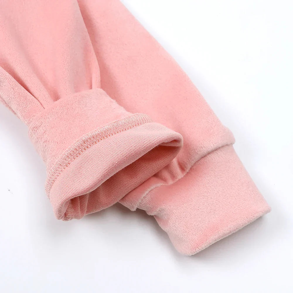 CozyTrail Welurowy Dres dla Dzieci – Ciepły i Wygodny Komplet Treningowy