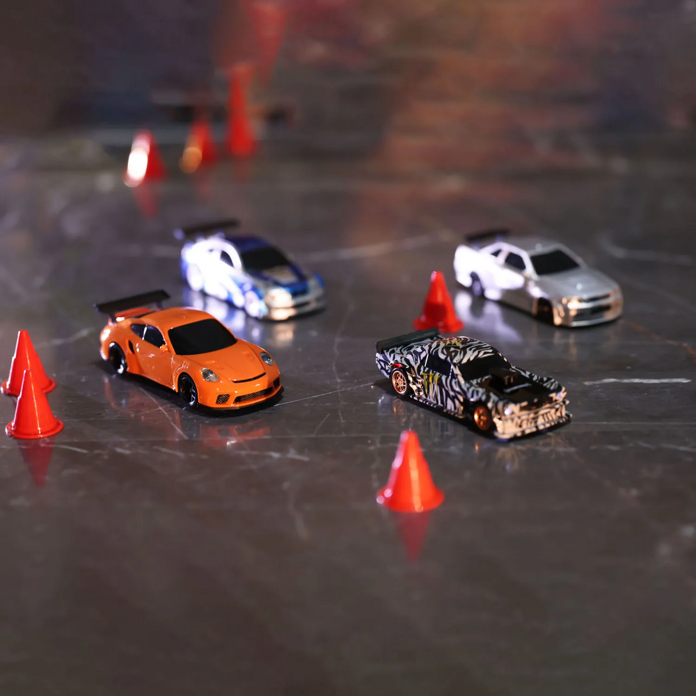 Mini Samochód RC Drift – Szybki Racer Driftowy z Pilotem (6+)