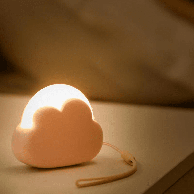 Lampka Nocna dla Dziecka – Ściemnialna LED Chmurka, Ładowalna, Silikon Bez BPA – Różowa/Niebieska/Biała