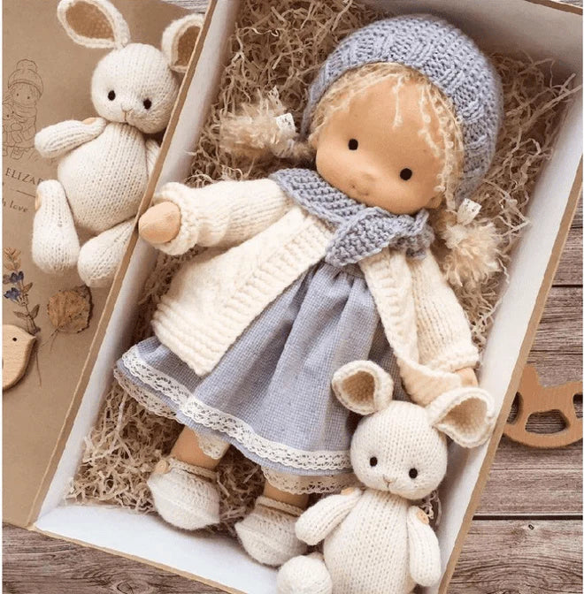 Ręcznie Szyta Lalka Materiałowa – Naturalna Lalka Przytulanka dla Dzieci