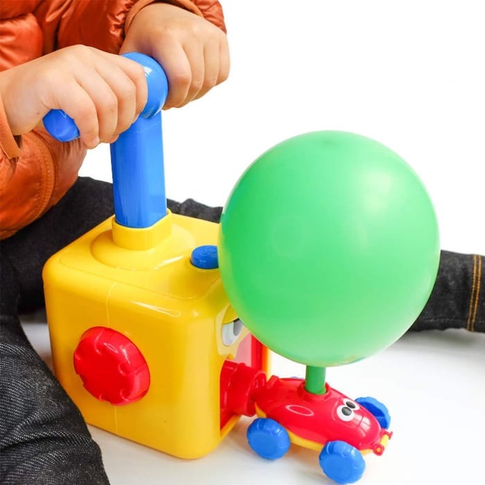 TurboPop Samochodzik Zabawka z Pompką Powietrzną – Edukacyjna i Szybka Zabawka dla Dzieci 2+
