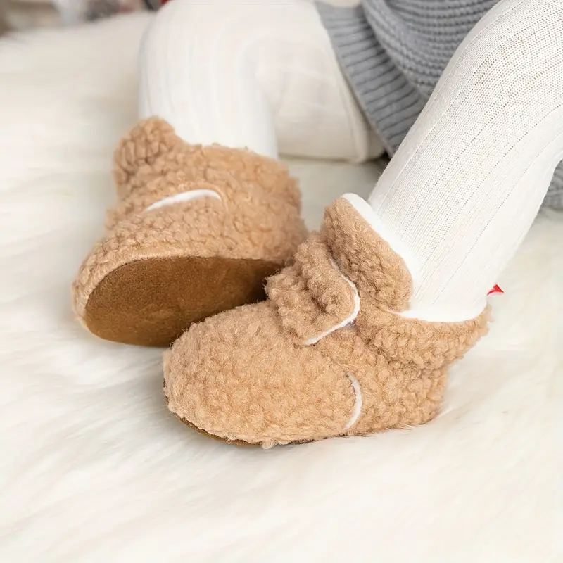 Beary Cozy Skarpetki-Kapcie – Ciepłe Buciki dla Niemowląt do Pierwszych Kroków i Użytku Domowego