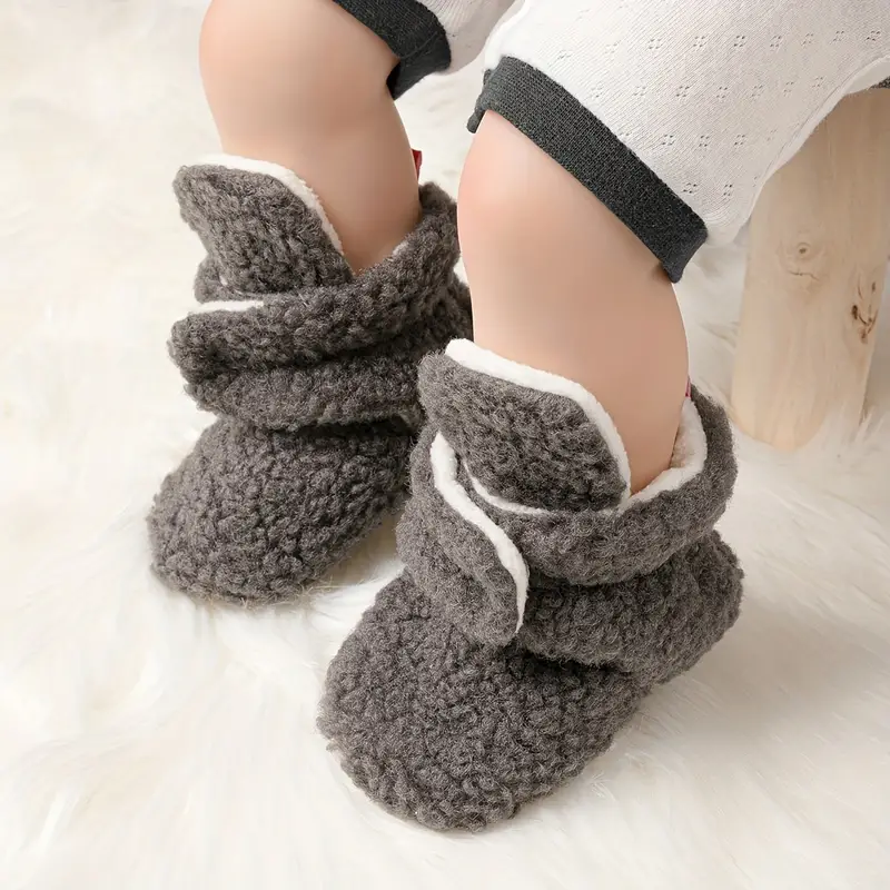 Beary Cozy Skarpetki-Kapcie – Ciepłe Buciki dla Niemowląt do Pierwszych Kroków i Użytku Domowego