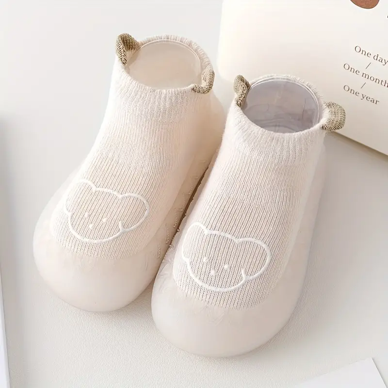 Buty Bearfoot dla Maluchów – Elastyczne, Oddychające i Antypoślizgowe z Uroczym Motywem Misia