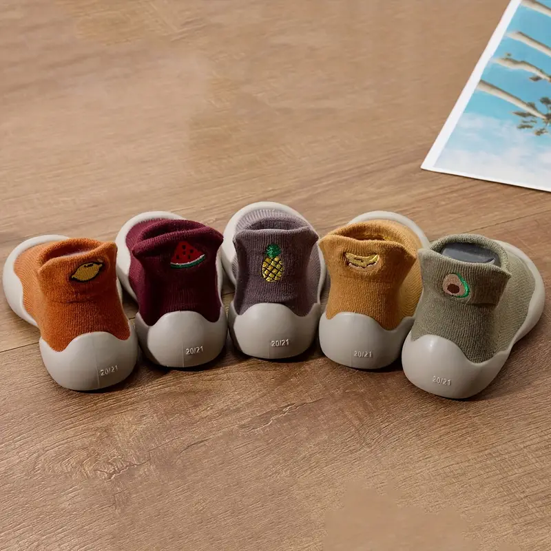 Buciki barefoot dla niemowląt – Elastyczne buty na pierwsze kroki (6–36 mies.)