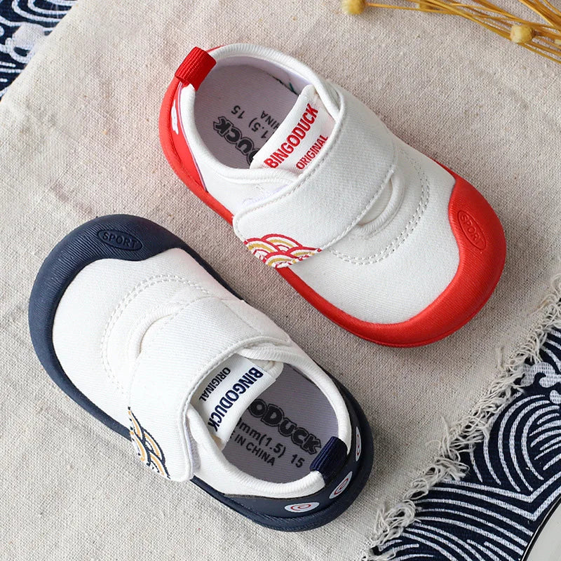 Sneakersy dla Niemowląt z Podeszwą Antypoślizgową – Oddychające i Wygodne (6 miesięcy – 3 lata)