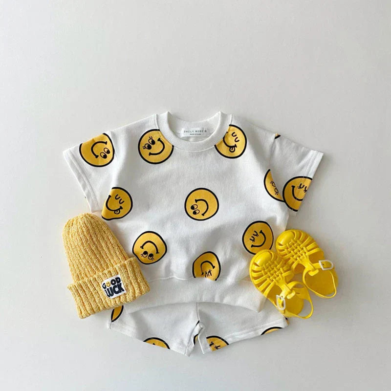 Wygodny Dziecięcy Zestaw Smiley – Miękki, Oddychający i Unisex Strój 0-5 Lat