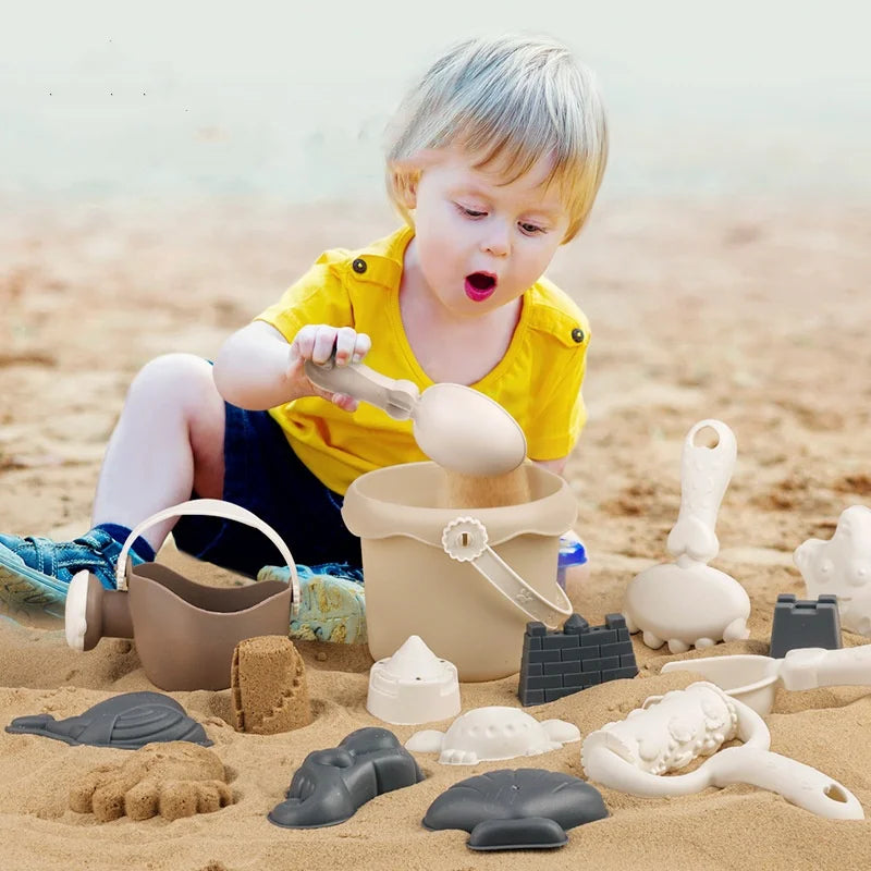 Zestaw zabawek plażowych dla dzieci – Wiaderko i foremki do piasku