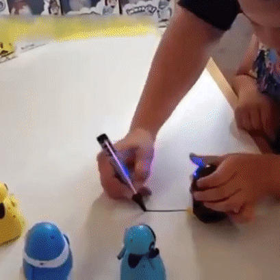TraceMate Explorer Bot – Robot Podążający za Linią do Kreatywnej i Edukacyjnej Zabawy