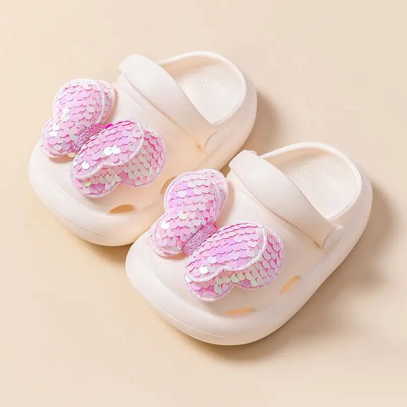 TinyCharm Miękkie Sandałki – Klapki dla Dziewczynek Motyl