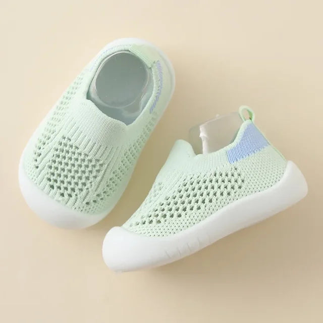 Dziecięce Buty Sportowe z Podeszwą Antypoślizgową – Oddychające i Lekkie Obuwie dla Maluchów (9 miesięcy – 4 lata) – Wygodne Sneakersy dla Chłopców i Dziewczynek