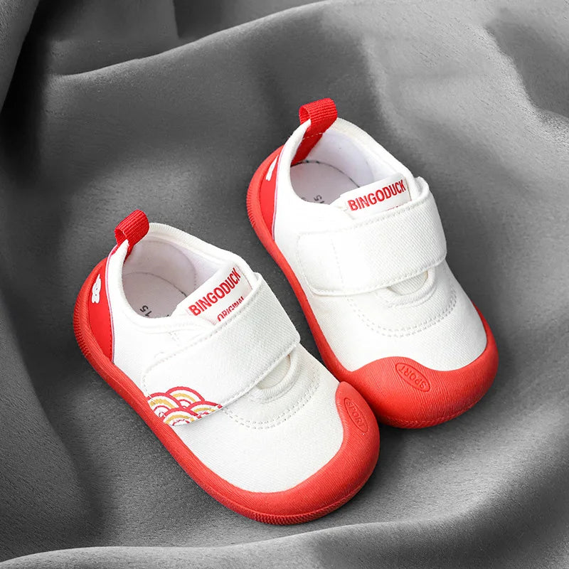 Sneakersy dla Niemowląt z Podeszwą Antypoślizgową – Oddychające i Wygodne (6 miesięcy – 3 lata)