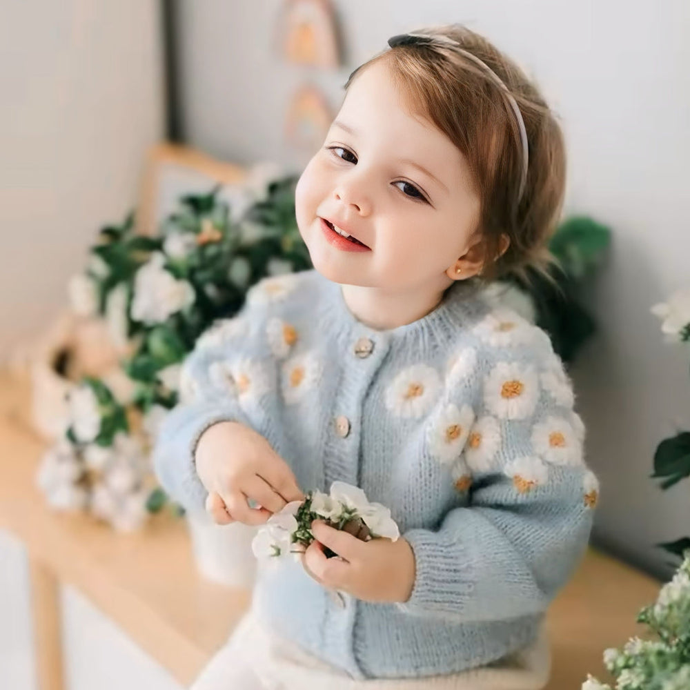 Daisy Dzianinowy Sweterek dla Dziewczynki z Kwiatkami – Mieszanka Bawełny i Akrylu