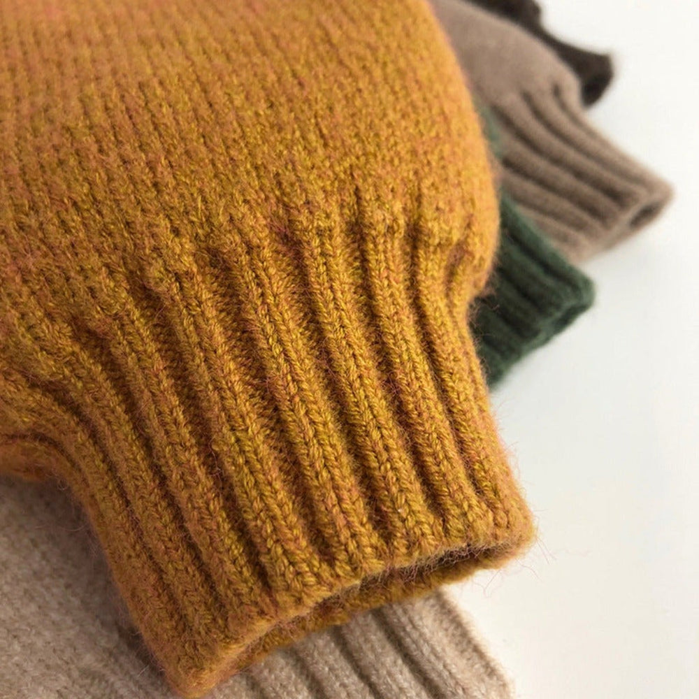 Unisex Dziecięcy Sweter Zimowy ze Zwierzątkami – Ciepły Dziergany Sweterek