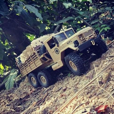 6WD Terenowe Auto RC – Pojazd All Terrain z Pilotem 2.4GHz