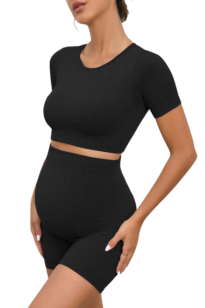 Zestaw Ciążowy Bezszwowy – Crop Top i Szorty z Wysokim Stanem